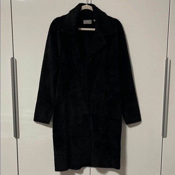 Cyrus Jackets & Blazers - CYRUS Luxurious Silky Faux Fur Notch Lapel Coat Hook Closure Pockets, Size S